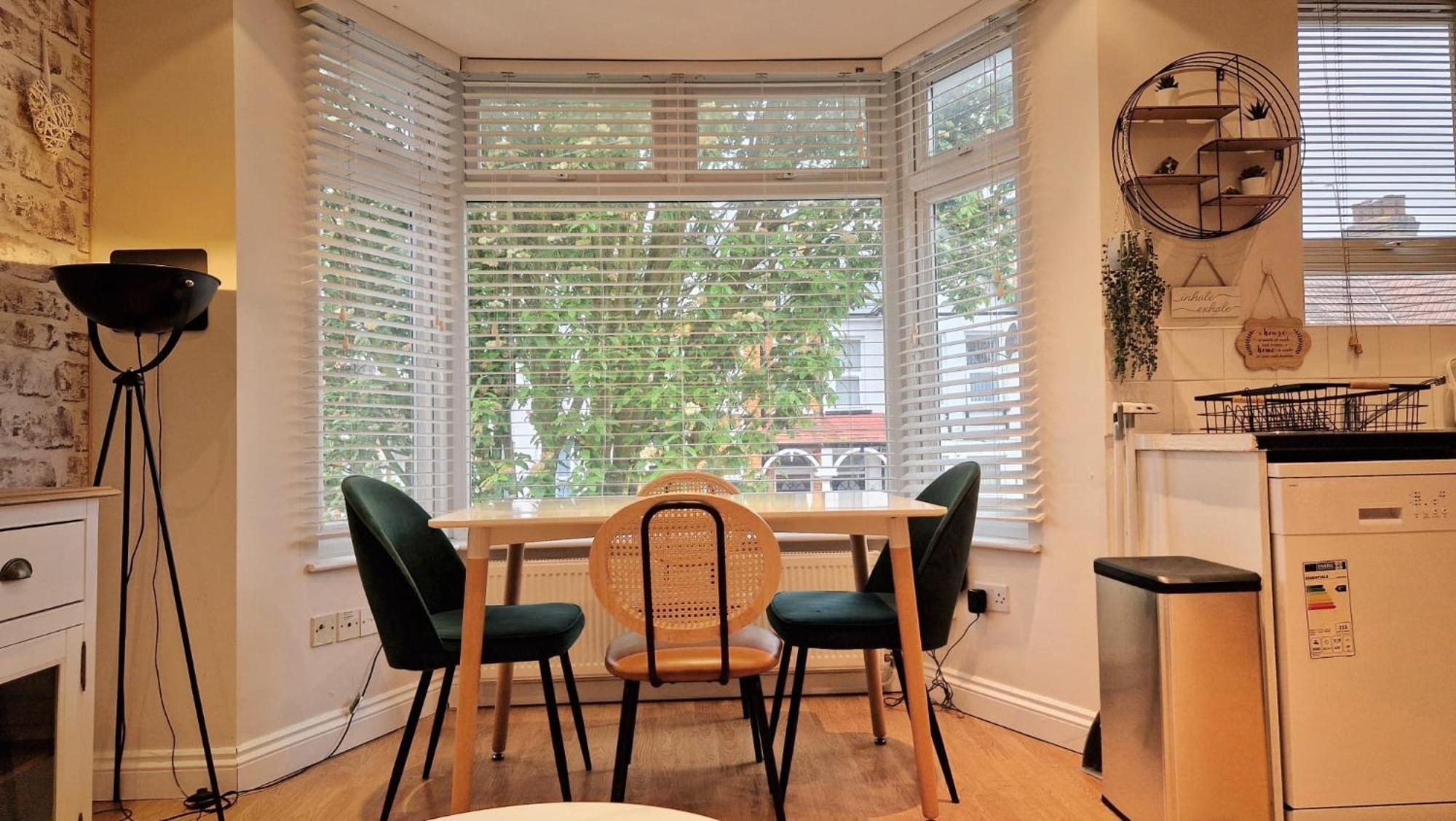 Citystay Albert Apartments In Hendon Nw4 Екстериор снимка