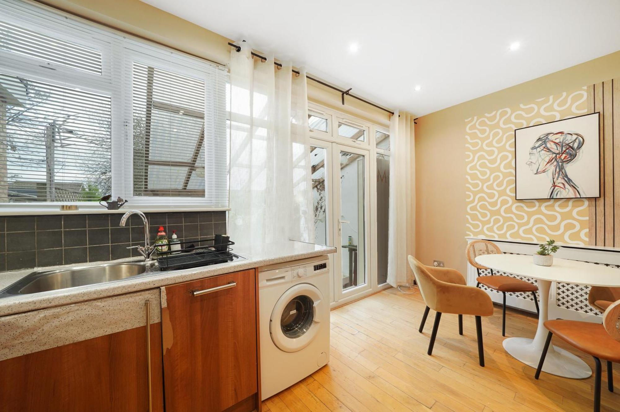 Citystay Albert Apartments In Hendon Nw4 Екстериор снимка
